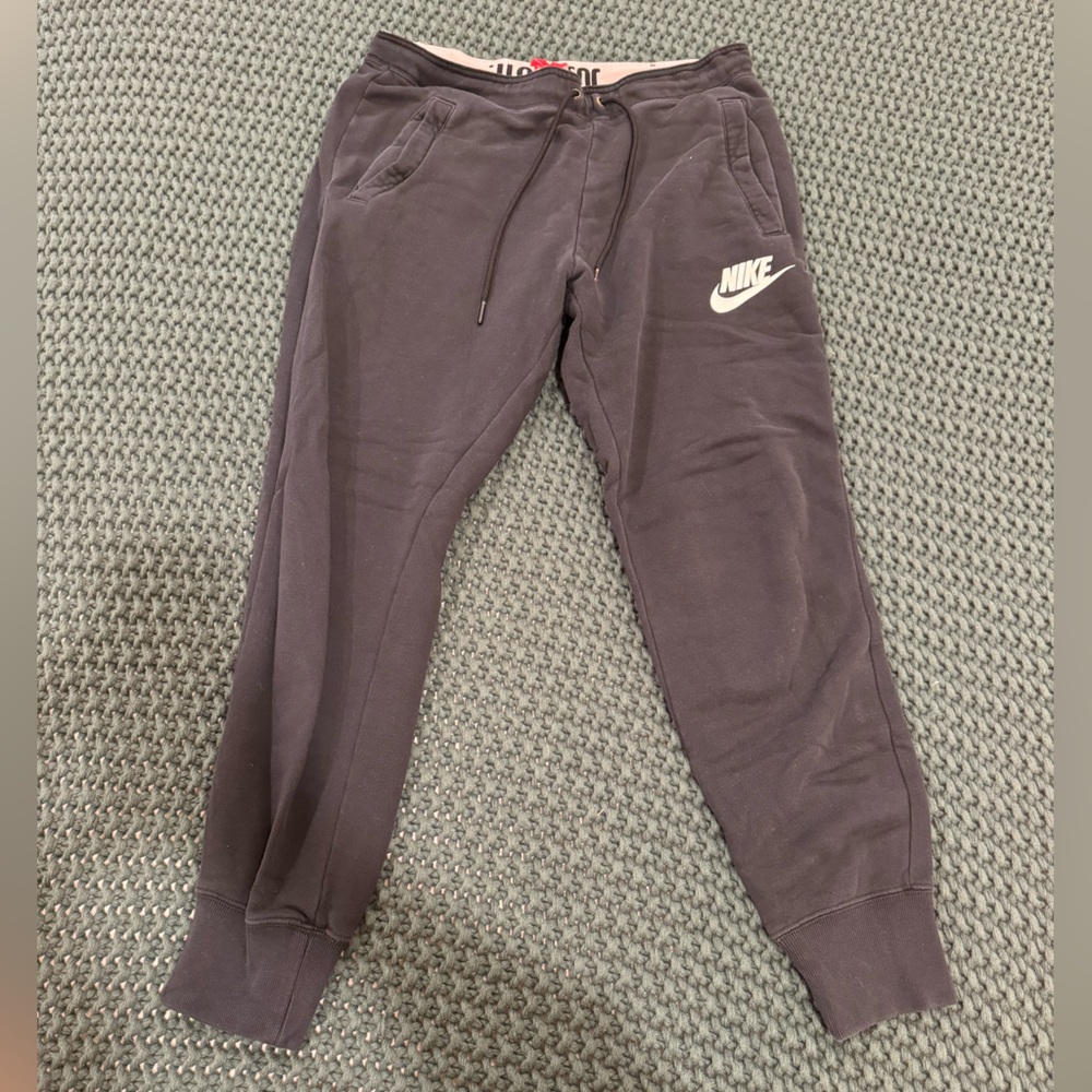 Nike joggers